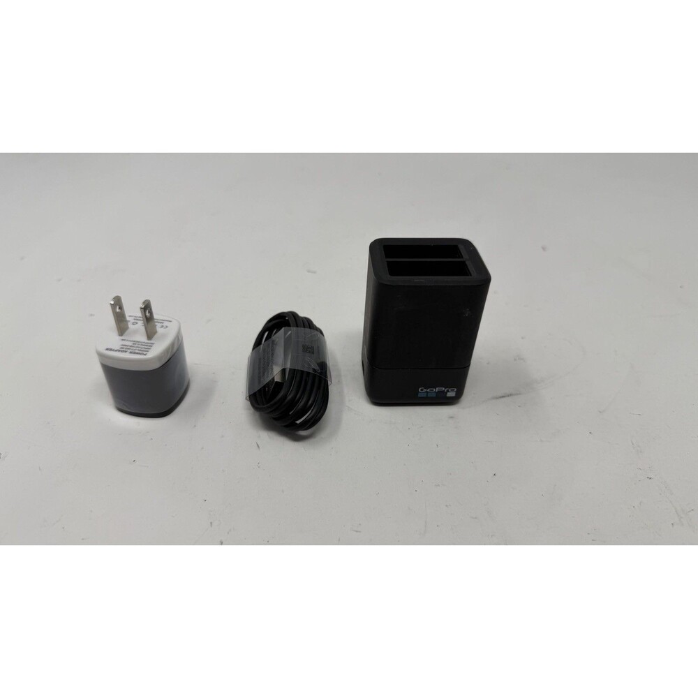 GoProDual Battery Charger for Hero 5 6 7 & 8™ AADBD-001